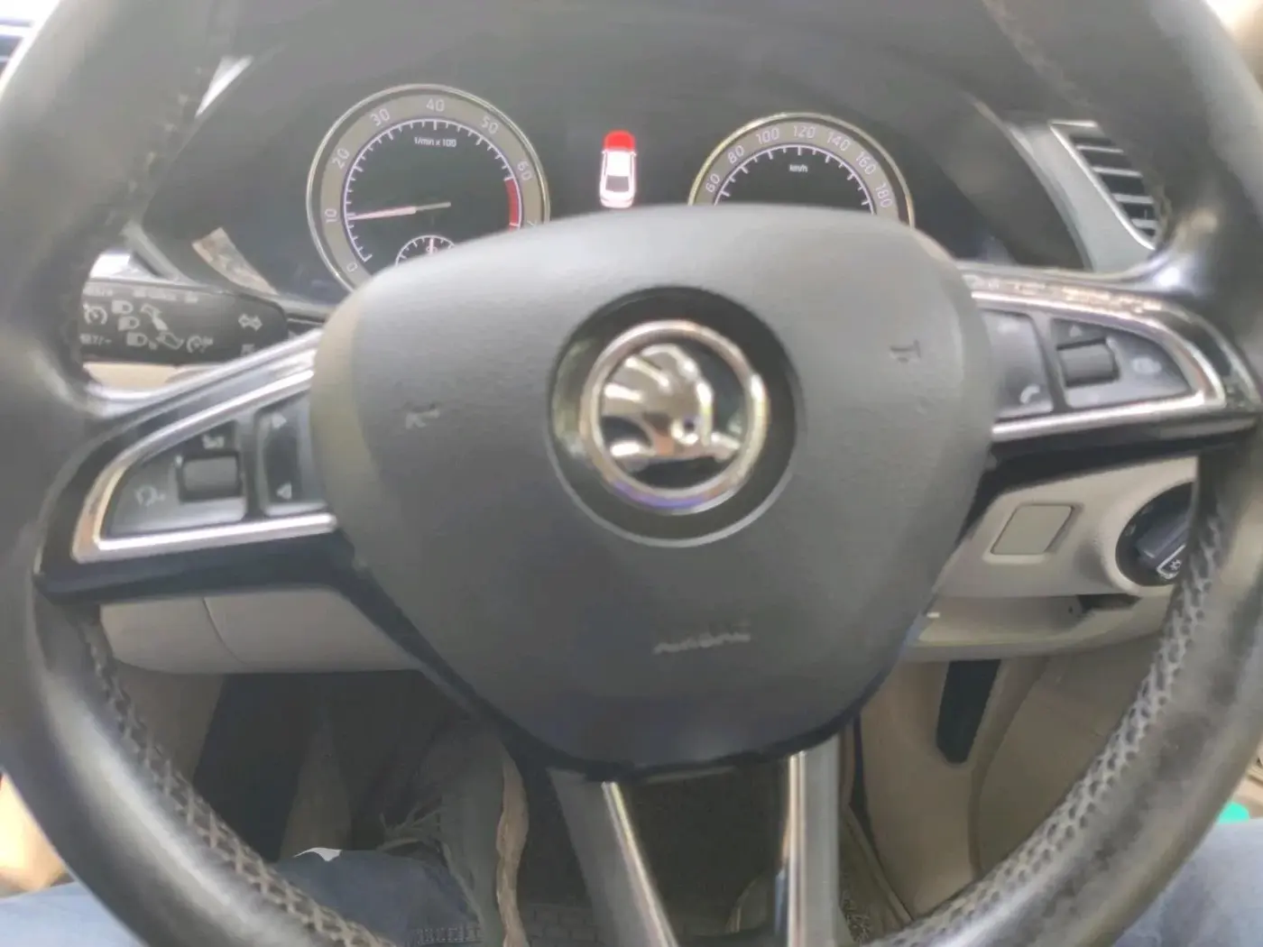 2018 Skoda Superb L&K 1.8 TSI AT, Petrol, Automatic, 1,06,199 km, interior