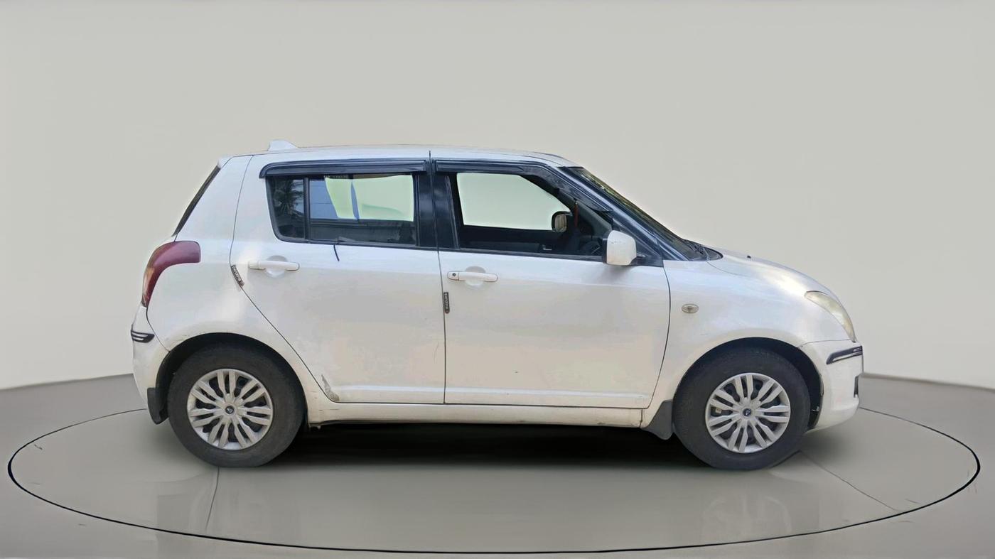 2011 Maruti Swift VXI, Petrol, Manual, 92,463 km, exterior