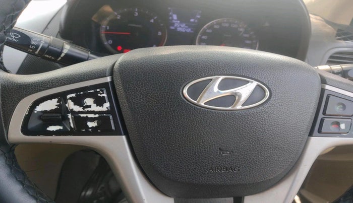 2013 Hyundai Verna FLUIDIC 1.6 VTVT SX, Petrol, Manual, 95,642 km, interior