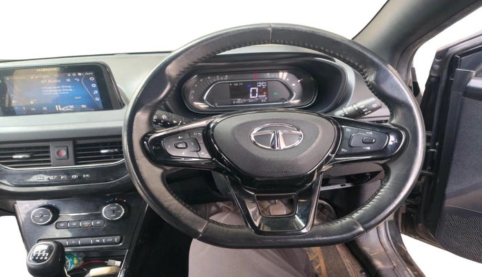 2023 Tata NEXON XZ PLUS PETROL SUNROOF DARK EDITION, Petrol, Manual, 31,433 km, interior