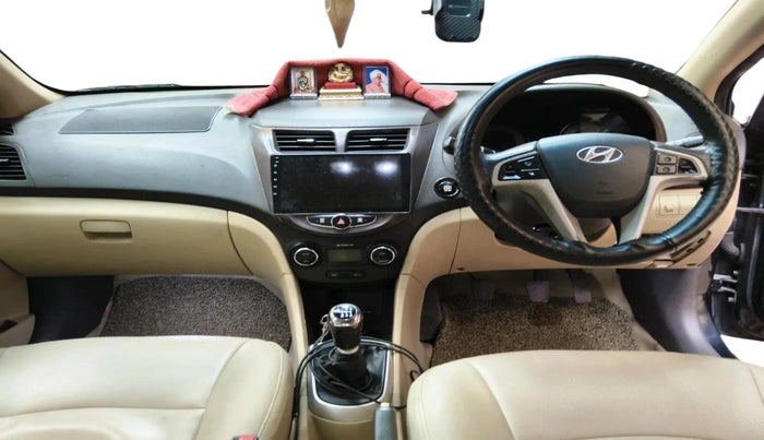 2014 Hyundai Verna FLUIDIC 1.6 CRDI SX, Diesel, Manual, 84,635 km, interior