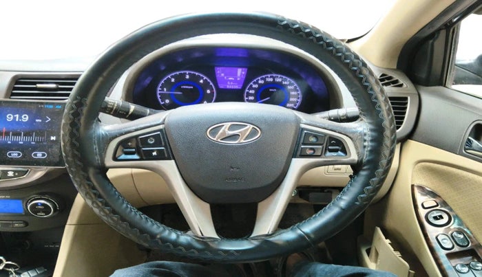 2014 Hyundai Verna FLUIDIC 1.6 CRDI SX, Diesel, Manual, 84,635 km, interior