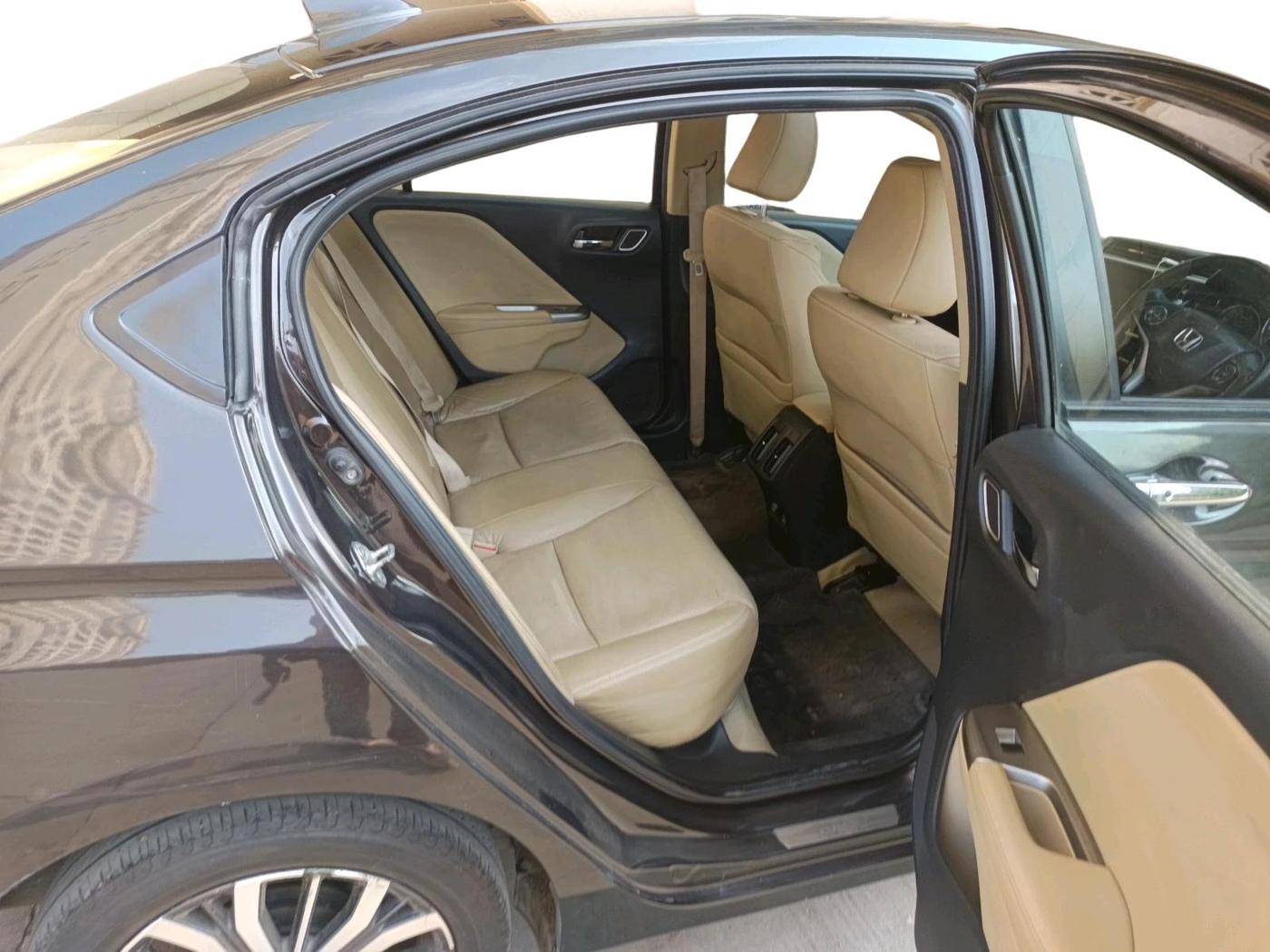 2018 Honda City 1.5L I-VTEC ZX CVT, Petrol, Automatic, 76,318 km, interior