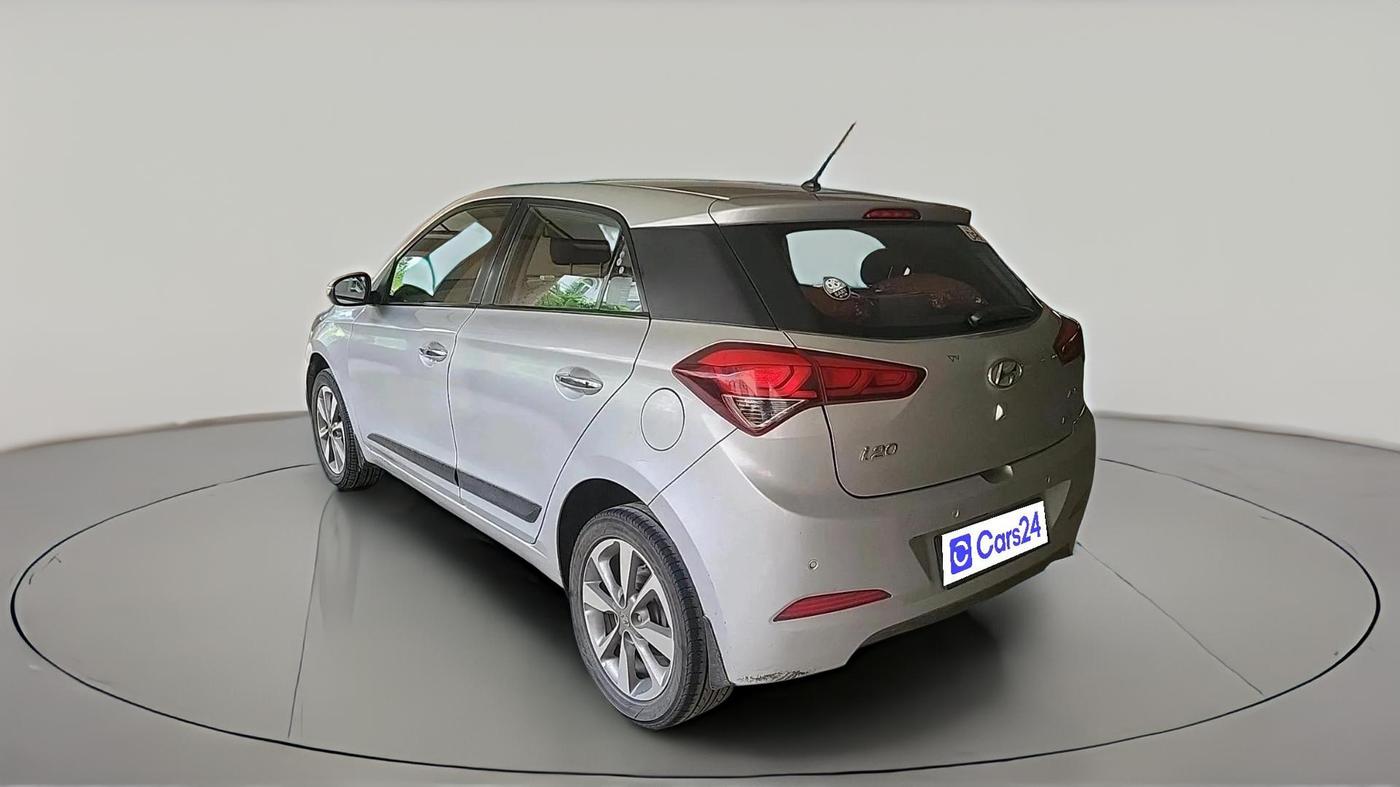 2015 Hyundai Elite i20 ASTA 1.2, Petrol, Manual, 1,30,745 km, exterior