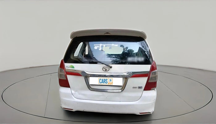 2014 Toyota Innova 2.5 VX 8 STR, Diesel, Manual, 2,29,474 km, exterior