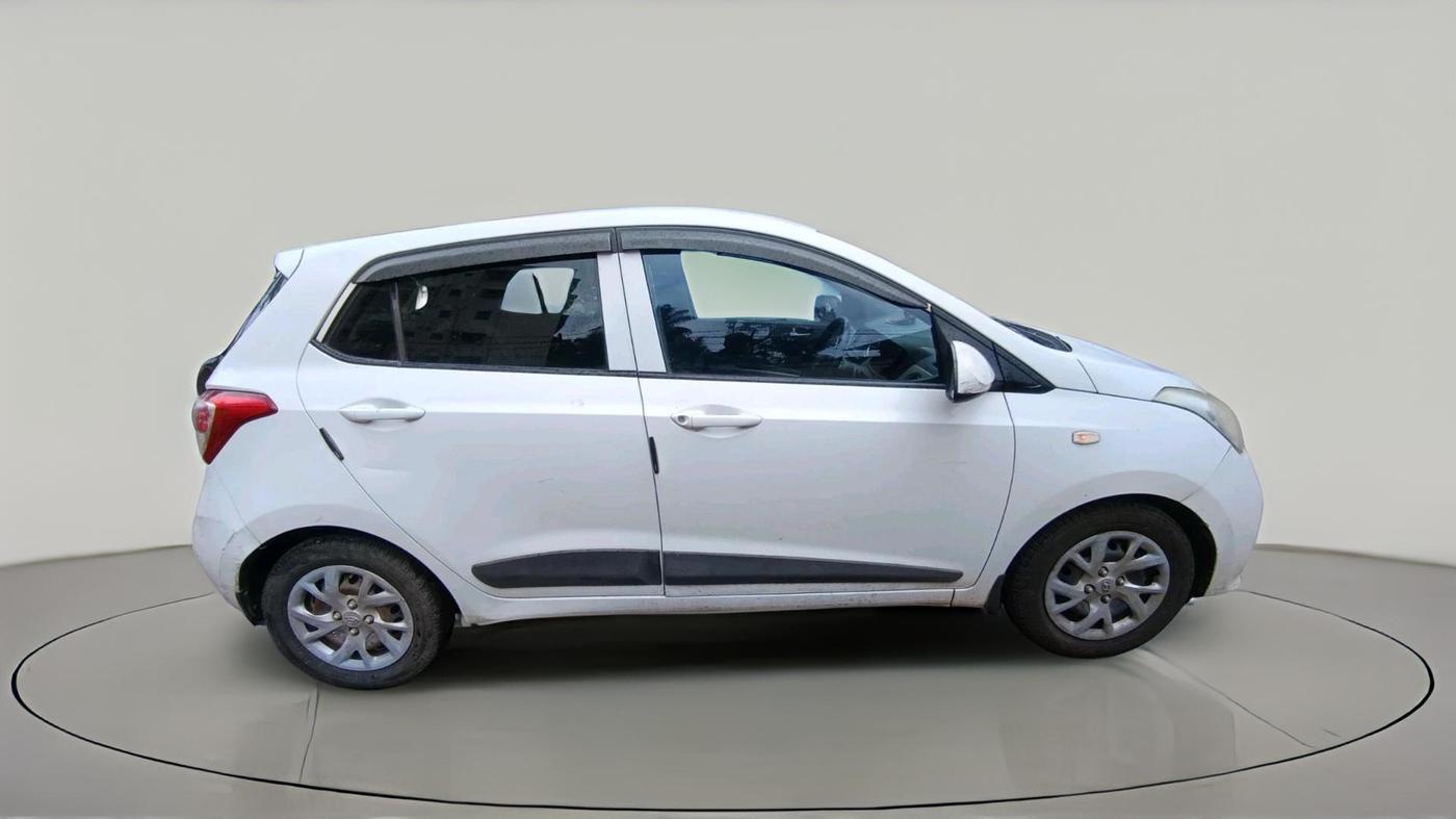 2017 Hyundai Grand i10 SPORTZ 1.2 KAPPA VTVT, Petrol, Manual, 95,227 km, exterior