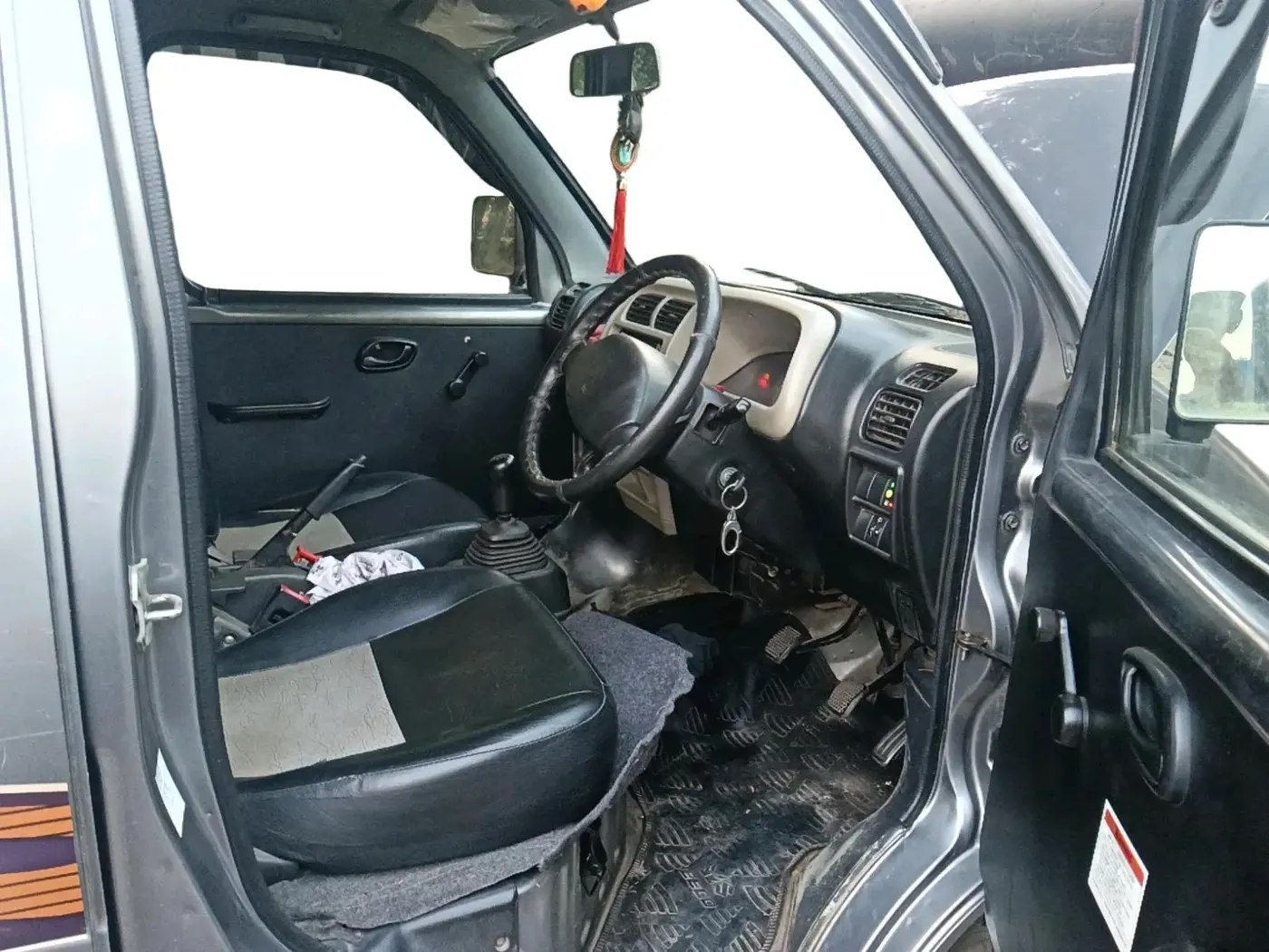 2017 Maruti Eeco 5 STR WITH A/C+HTR CNG, CNG, Manual, 98,477 km, interior