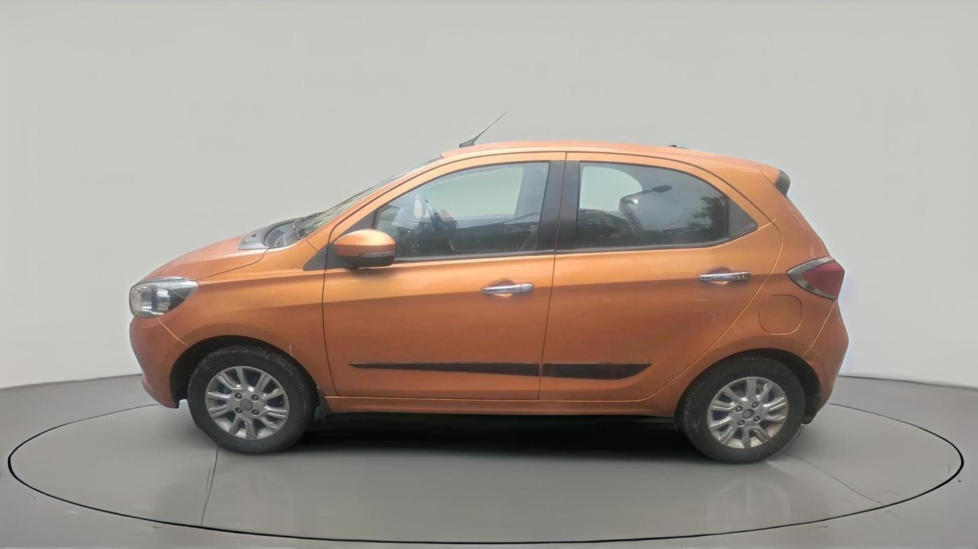 2017 Tata Tiago XZA PETROL, Petrol, Automatic, 36,038 km, exterior