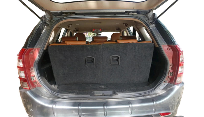 2014 Mahindra XUV500 W6, Diesel, Manual, 67,975 km, exterior