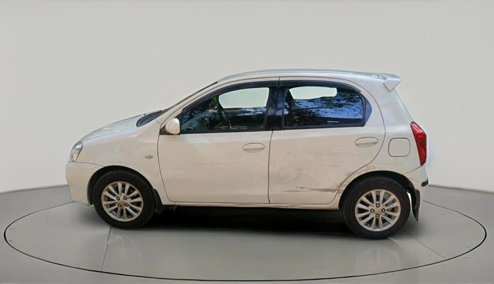 2011 Toyota Etios Liva V, Petrol, Manual, 1,15,000 km, exterior