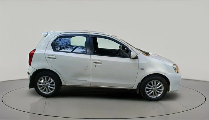 2011 Toyota Etios Liva V, Petrol, Manual, 1,15,000 km, exterior