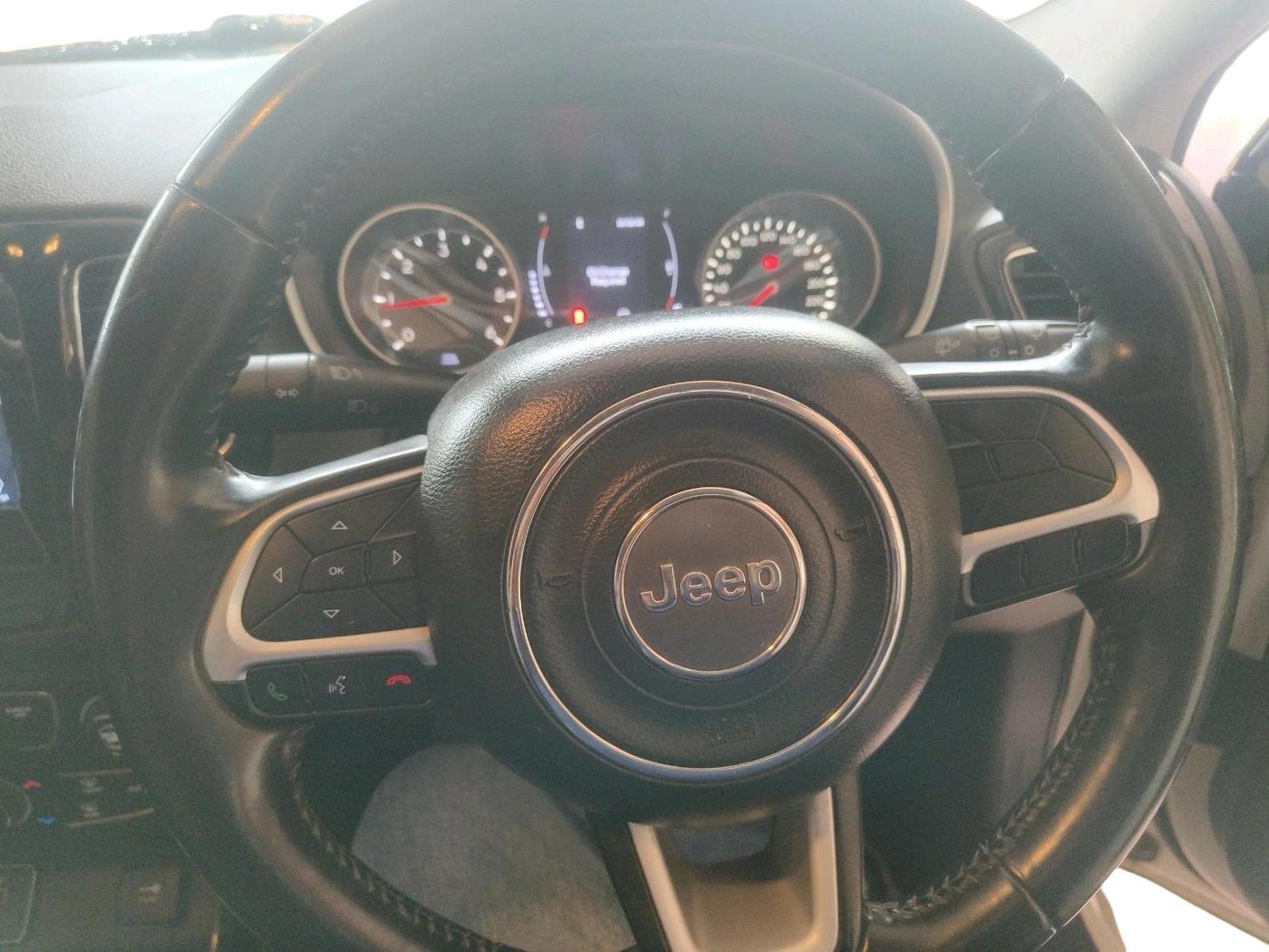 2018 Jeep Compass LIMITED (O) 2.0 DIESEL, Diesel, Manual, 1,18,212 km, interior