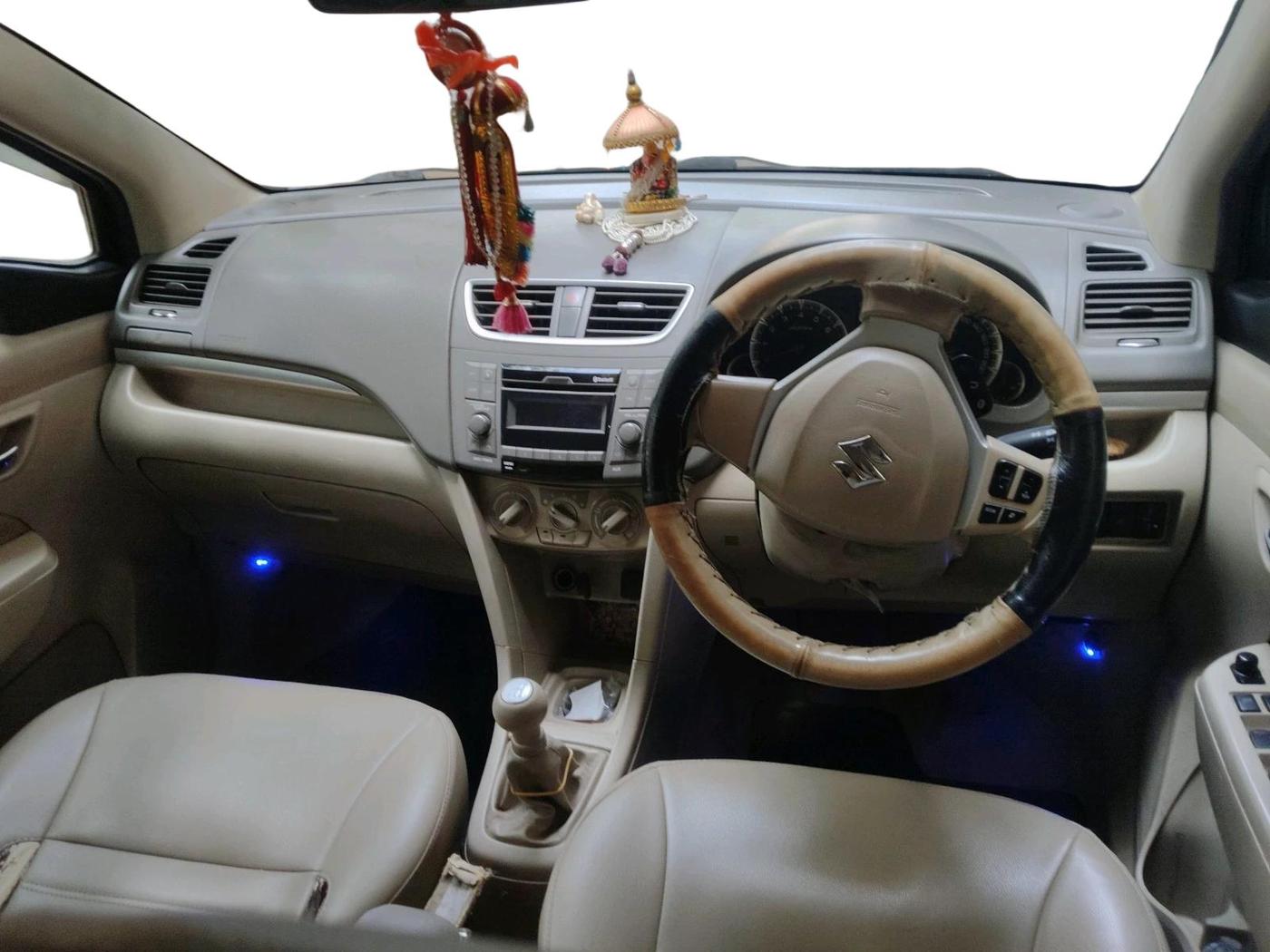 2017 Maruti Ertiga VXI CNG, CNG, Manual, 1,23,776 km, interior