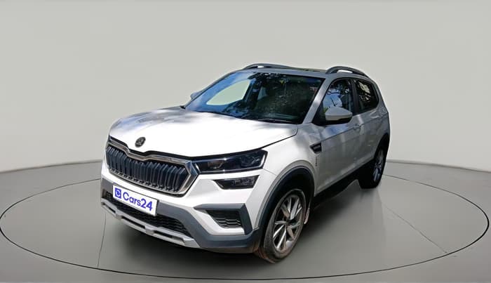 2025 Skoda KUSHAQ  Signature 1.0L TSI MT , Petrol, Manual, 5,592 km, exterior