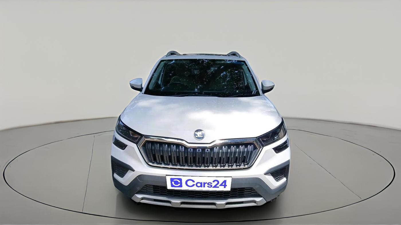 2025 Skoda KUSHAQ  Signature 1.0L TSI MT , Petrol, Manual, 5,592 km, exterior