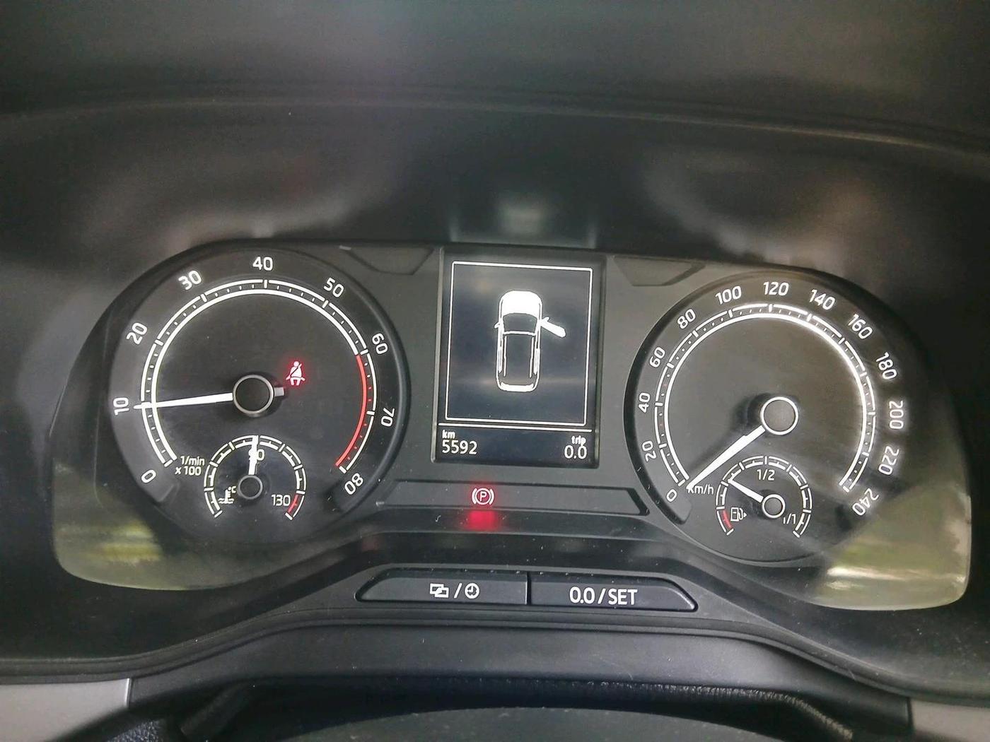 2025 Skoda KUSHAQ  Signature 1.0L TSI MT , Petrol, Manual, 5,592 km, interior