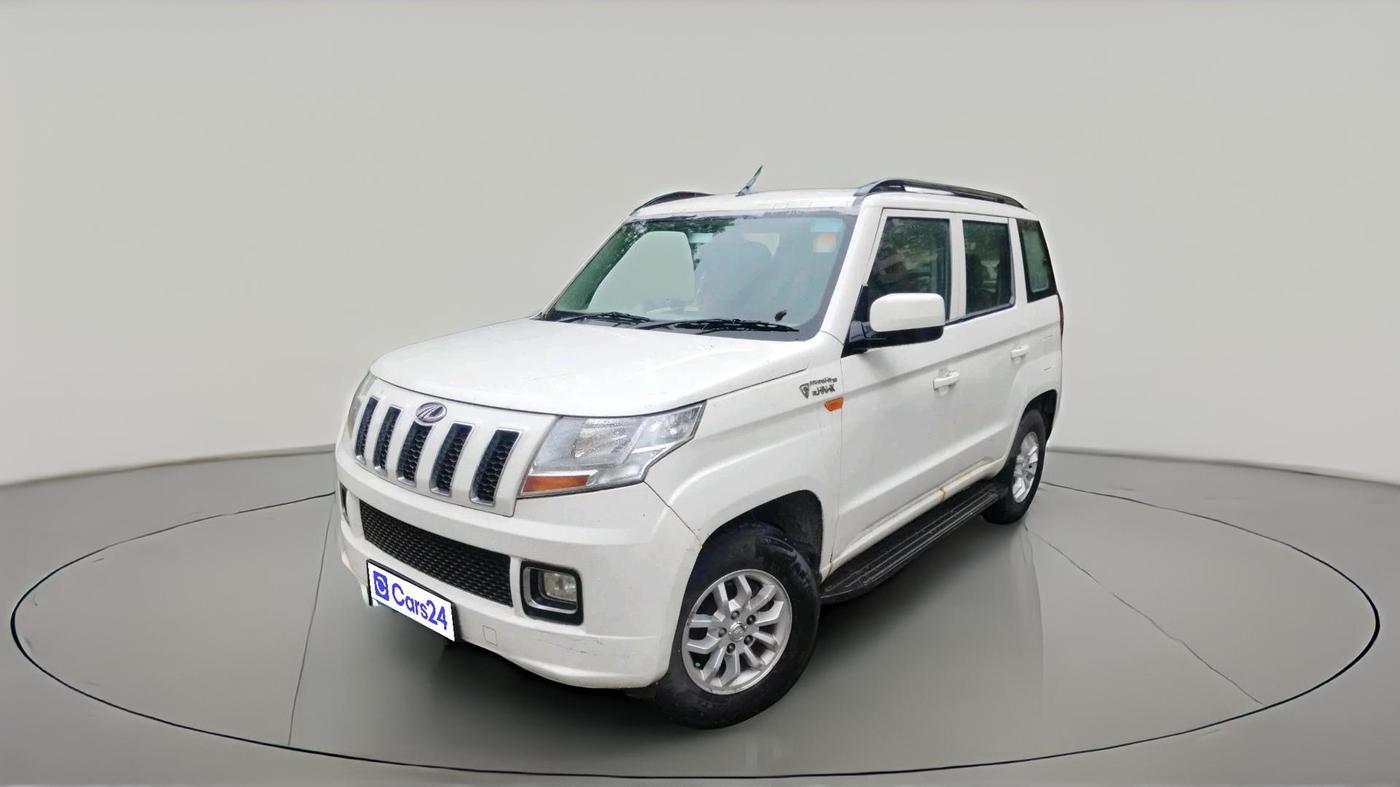 2016 Mahindra TUV300 T8 AMT, Diesel, Automatic, 47,139 km, exterior
