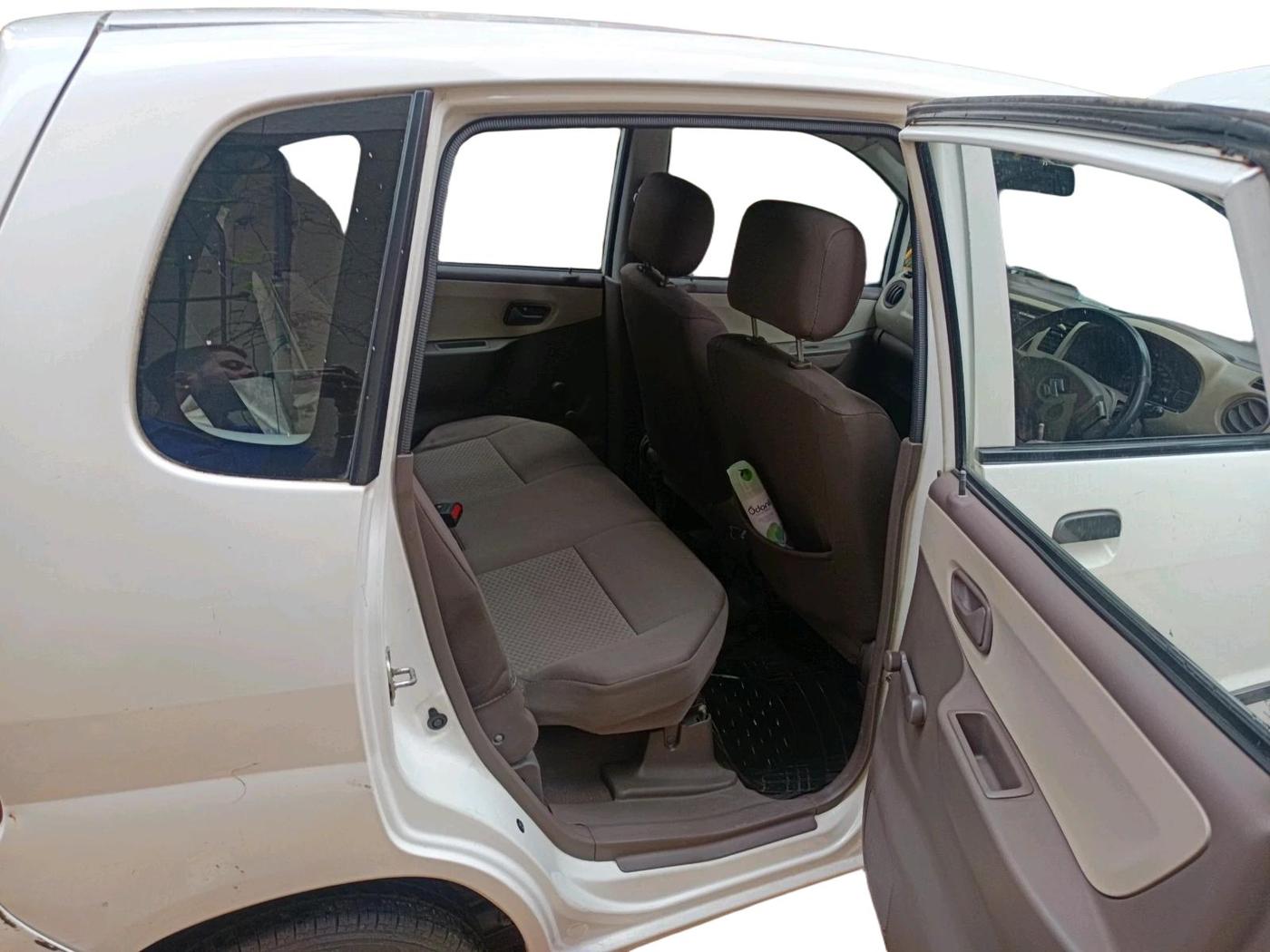 2012 Maruti Zen Estilo LXI, Petrol, Manual, 60,906 km, interior