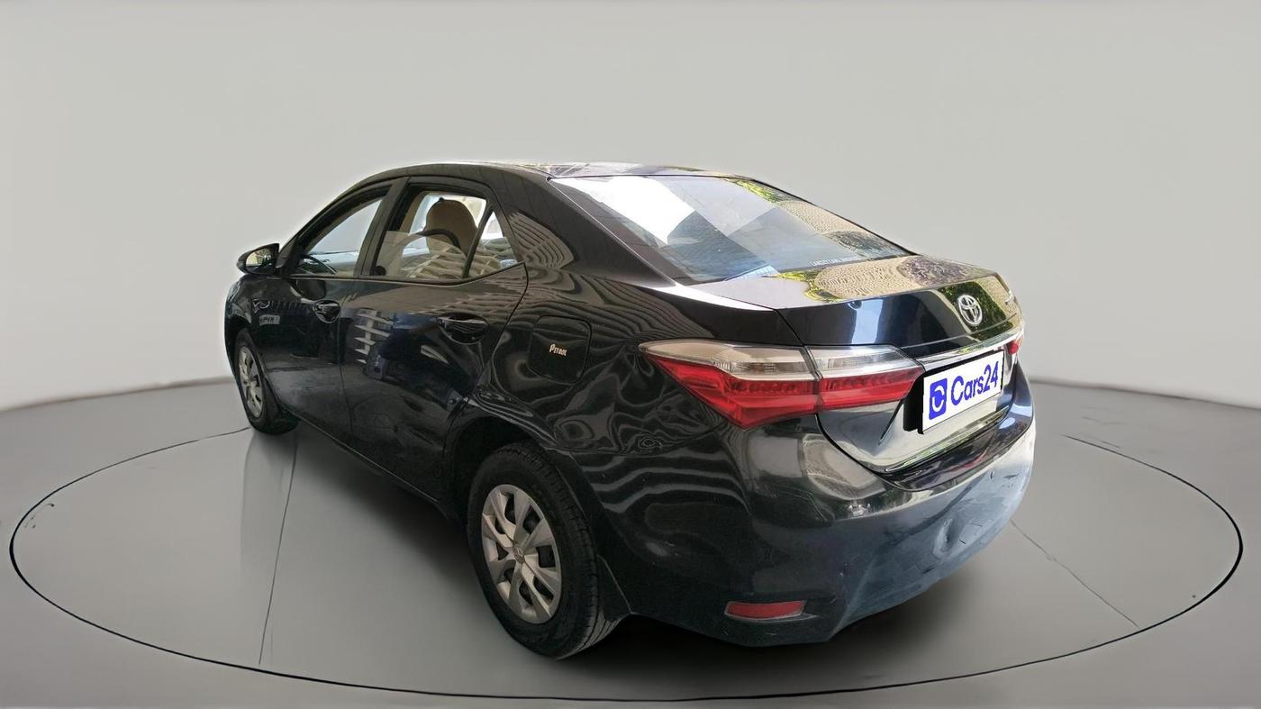 2018 Toyota Corolla Altis J PETROL, Petrol, Manual, 1,30,192 km, exterior
