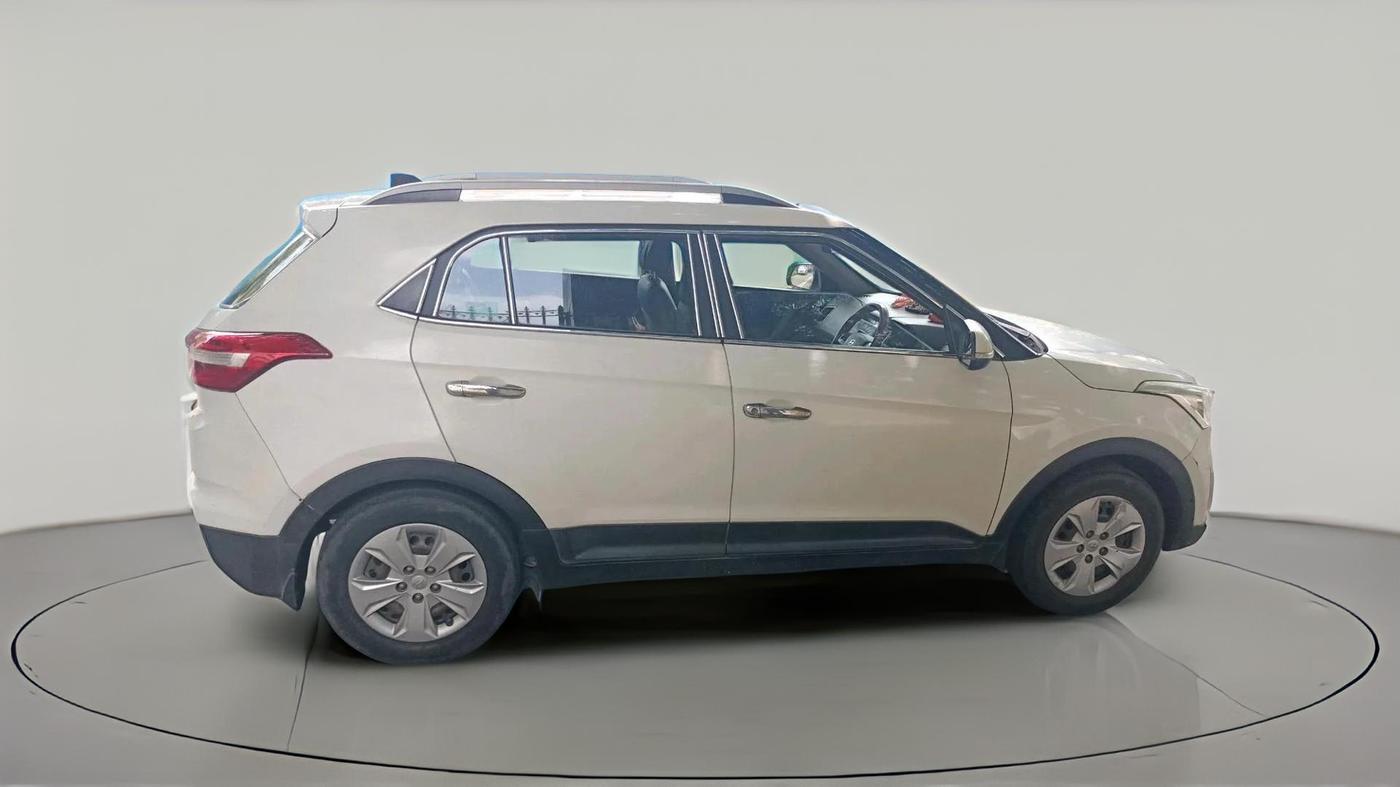 2017 Hyundai Creta E PLUS 1.6 PETROL, CNG, Manual, 87,927 km, exterior
