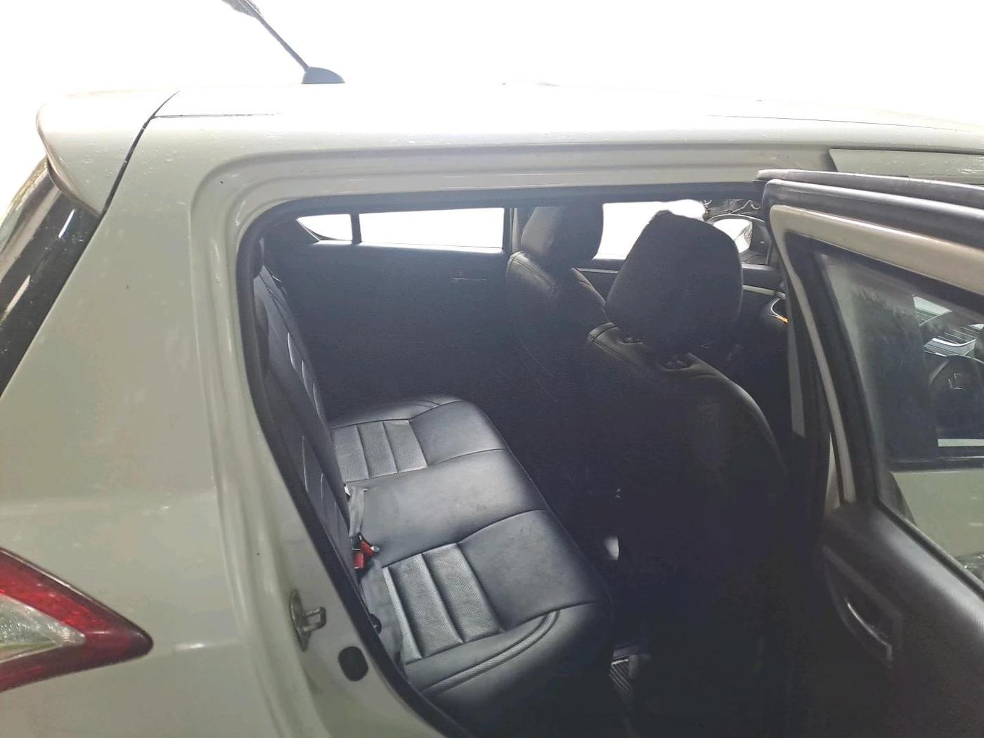 2016 Maruti Swift VXI, Petrol, Manual, 43,857 km, interior