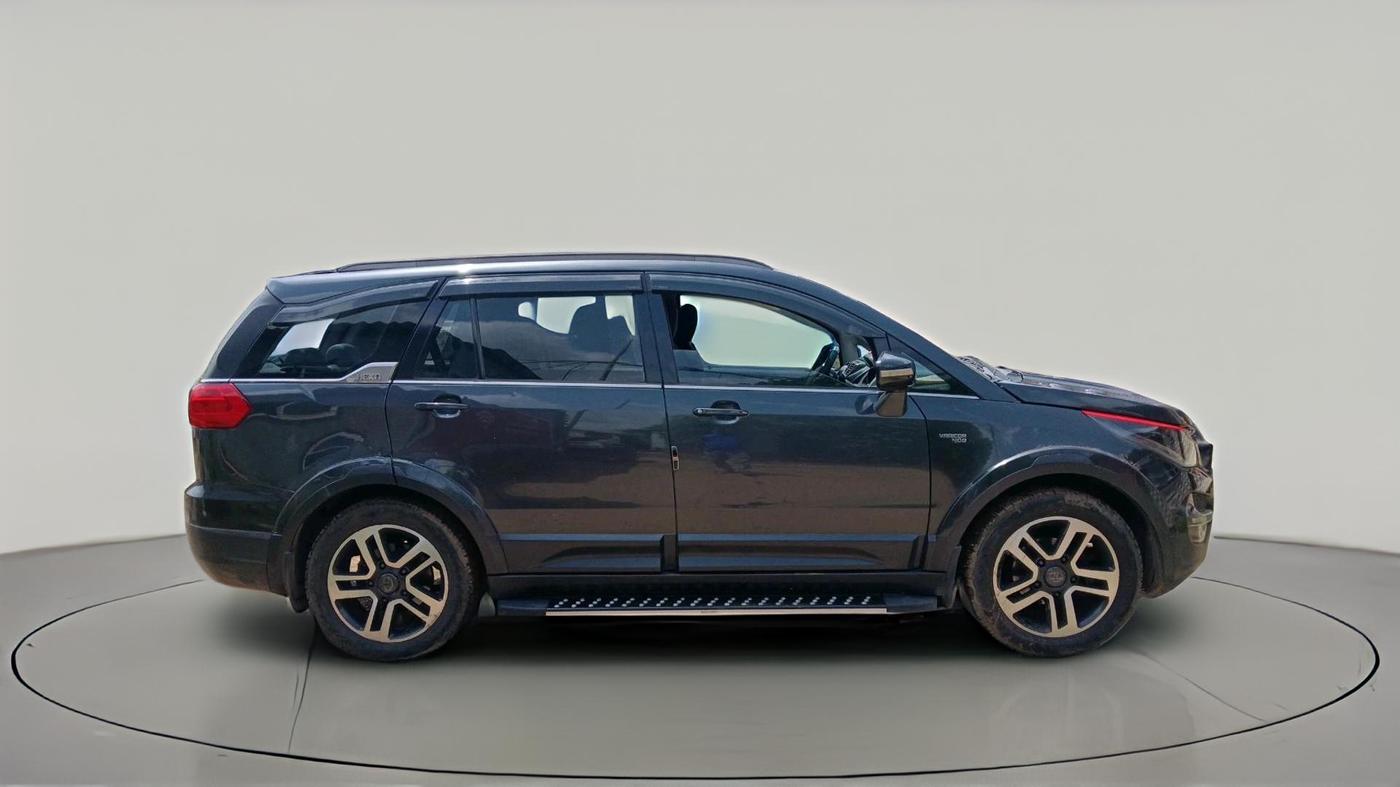 2017 Tata Hexa XT 4X2 7 STR, Diesel, Manual, 58,147 km, exterior