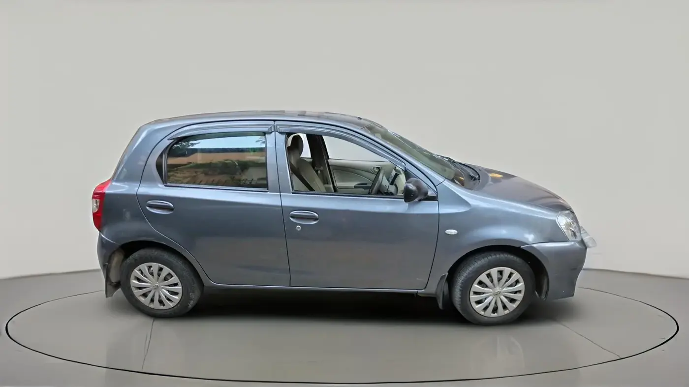 2016 Toyota Etios Liva G, Petrol, Manual, 69,981 km, exterior