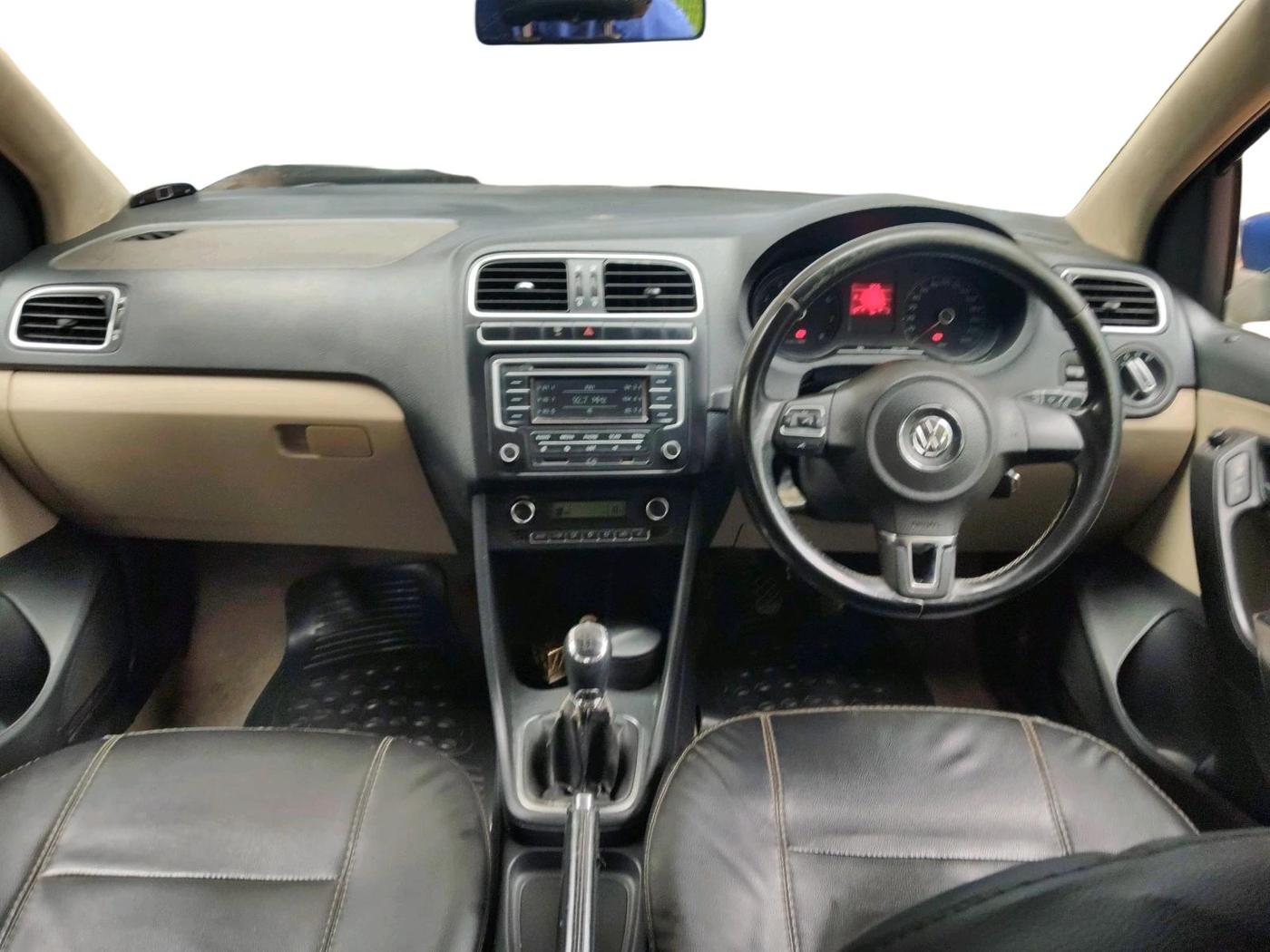 2013 Volkswagen Polo HIGHLINE1.2L, Petrol, Manual, 57,232 km, interior