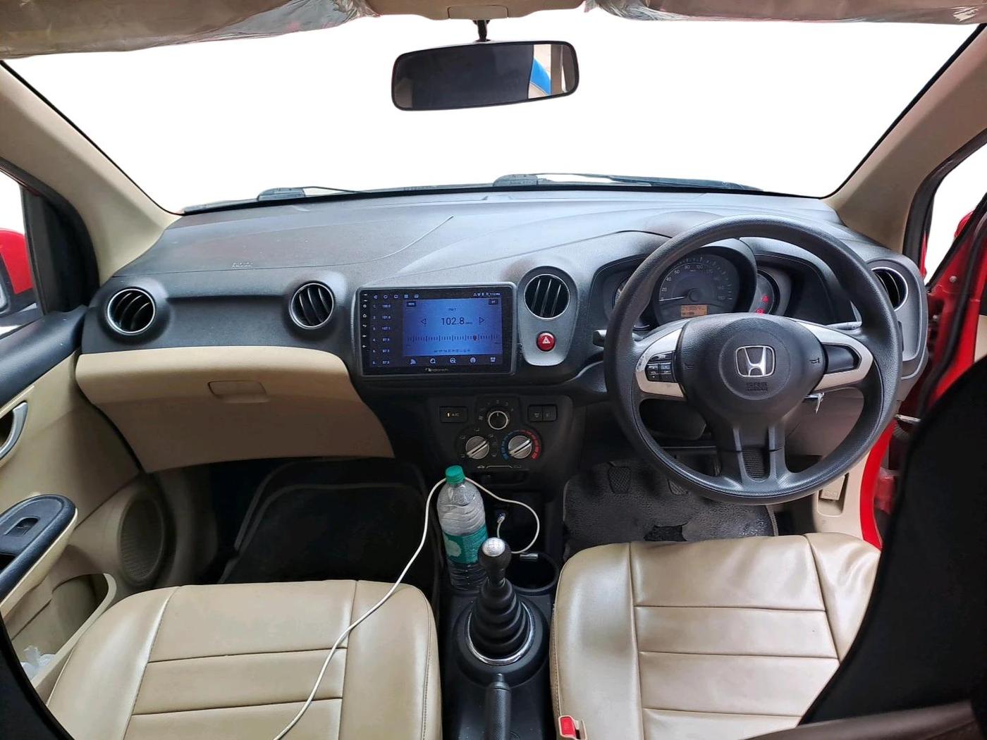 2014 Honda Brio VX MT, Petrol, Manual, 43,864 km, interior