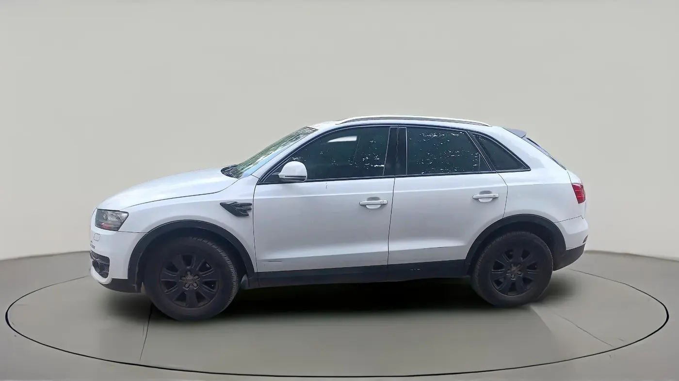 2014 Audi Q3 2.0 TDI QUATTRO, Diesel, Automatic, 93,000 km, exterior