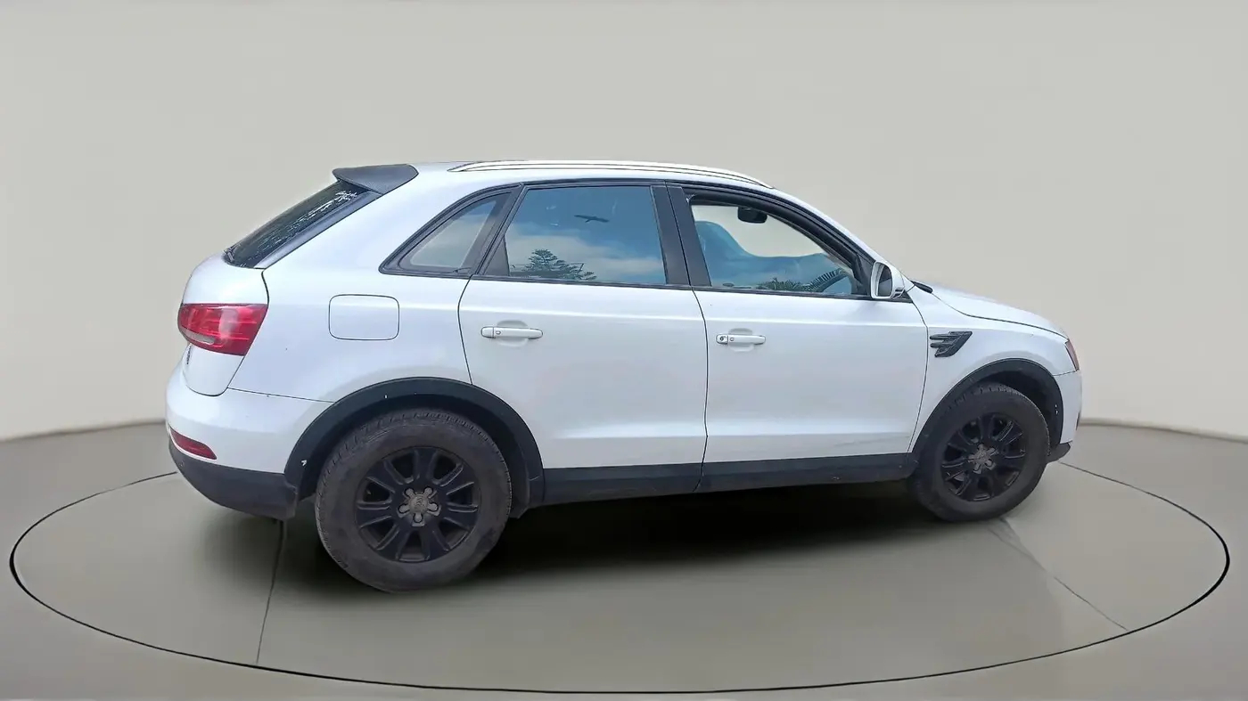 2014 Audi Q3 2.0 TDI QUATTRO, Diesel, Automatic, 93,000 km, exterior