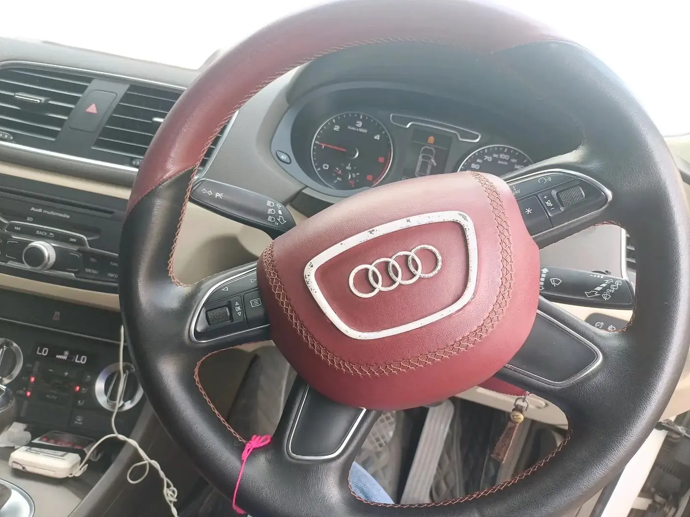 2014 Audi Q3 2.0 TDI QUATTRO, Diesel, Automatic, 93,000 km, interior