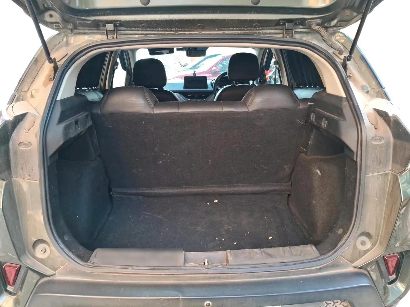 2021 Tata NEXON XMA SUNROOF PETROL, Petrol, Automatic, 60,105 km, exterior