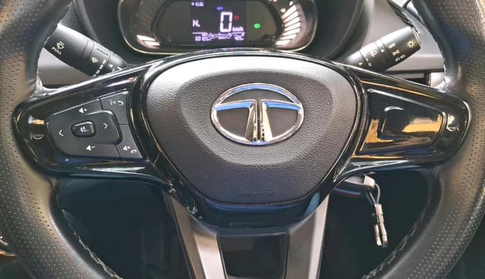 2021 Tata NEXON XMA SUNROOF PETROL, Petrol, Automatic, 60,105 km, interior