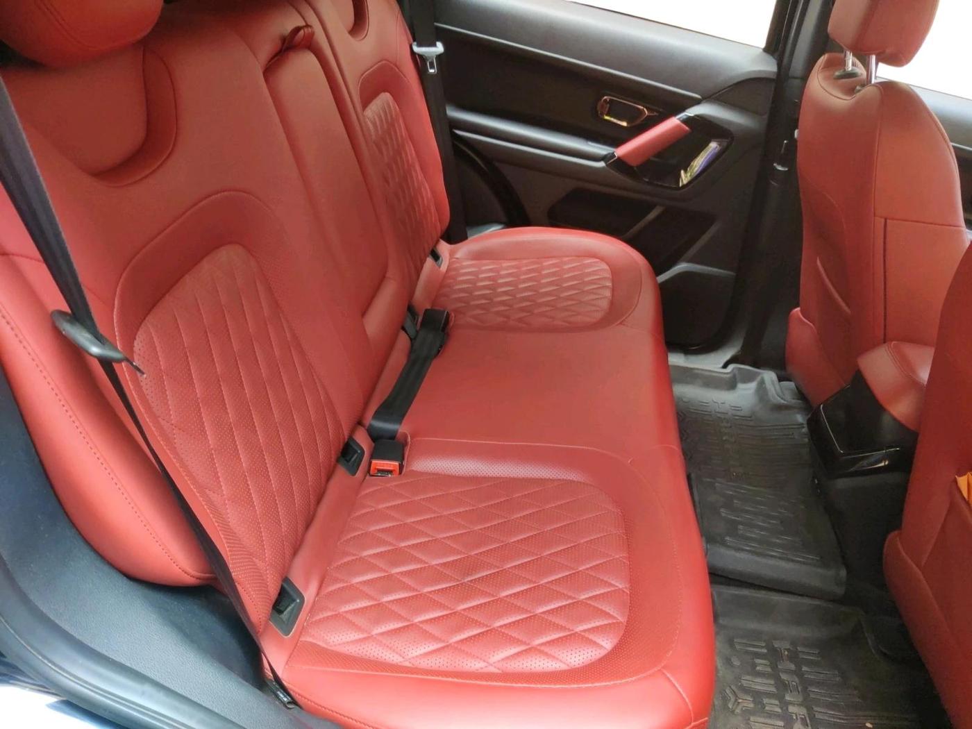 2023 Tata Harrier XZA + O 2.0L RED DARK EDITION 5 STR, Diesel, Automatic, 56,668 km, interior