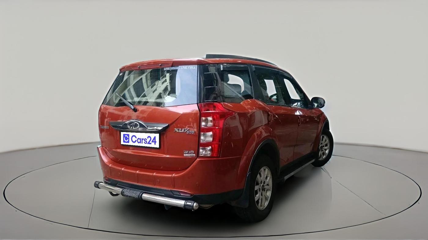2017 Mahindra XUV500 W10 AT, Diesel, Automatic, 1,11,050 km, exterior