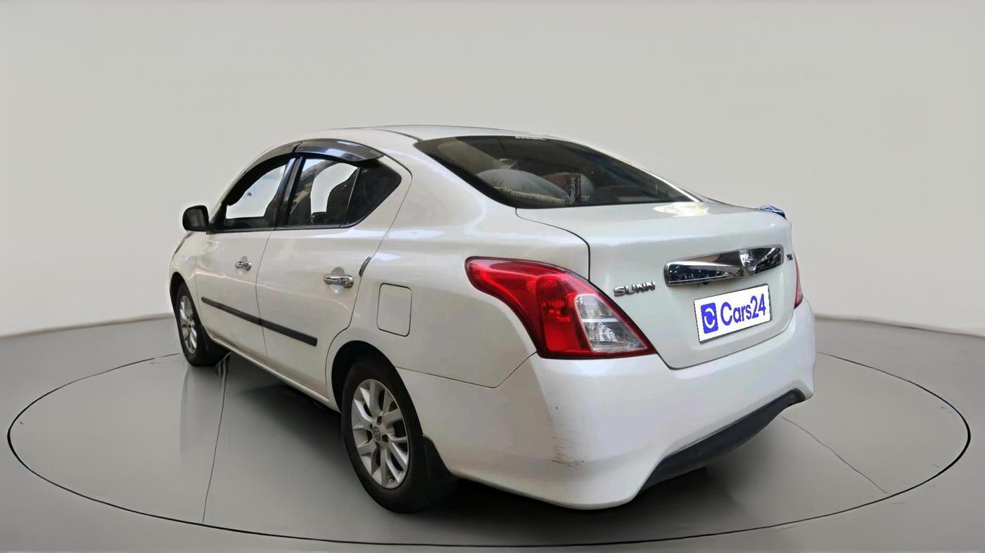2018 Nissan Sunny XV CVT, Petrol, Automatic, 1,11,490 km, exterior