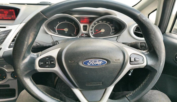 2012 Ford Fiesta TITANIUM DIESEL, Diesel, Manual, 1,04,320 km, interior