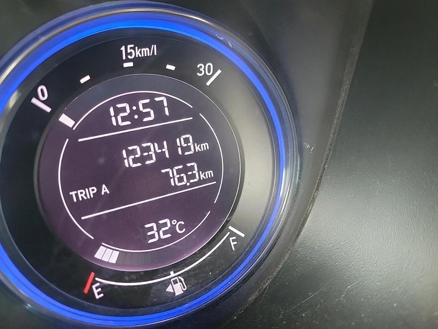 2015 Honda City 1.5L I-VTEC VX CVT, CNG, Automatic, 1,23,419 km, interior