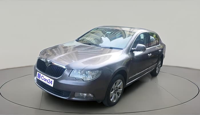 2013 Skoda Superb ELEGANCE 1.8 TSI MT, Petrol, Manual, 62,693 km, exterior