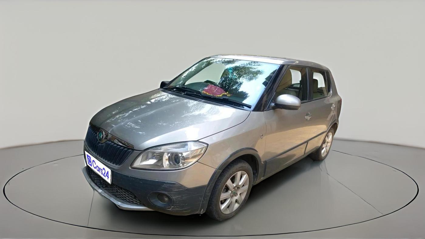 2012 Skoda Fabia SCOUT 1.2 MPI, Petrol, Manual, 80,286 km, exterior