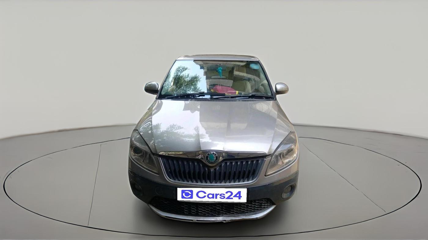 2012 Skoda Fabia SCOUT 1.2 MPI, Petrol, Manual, 80,286 km, exterior