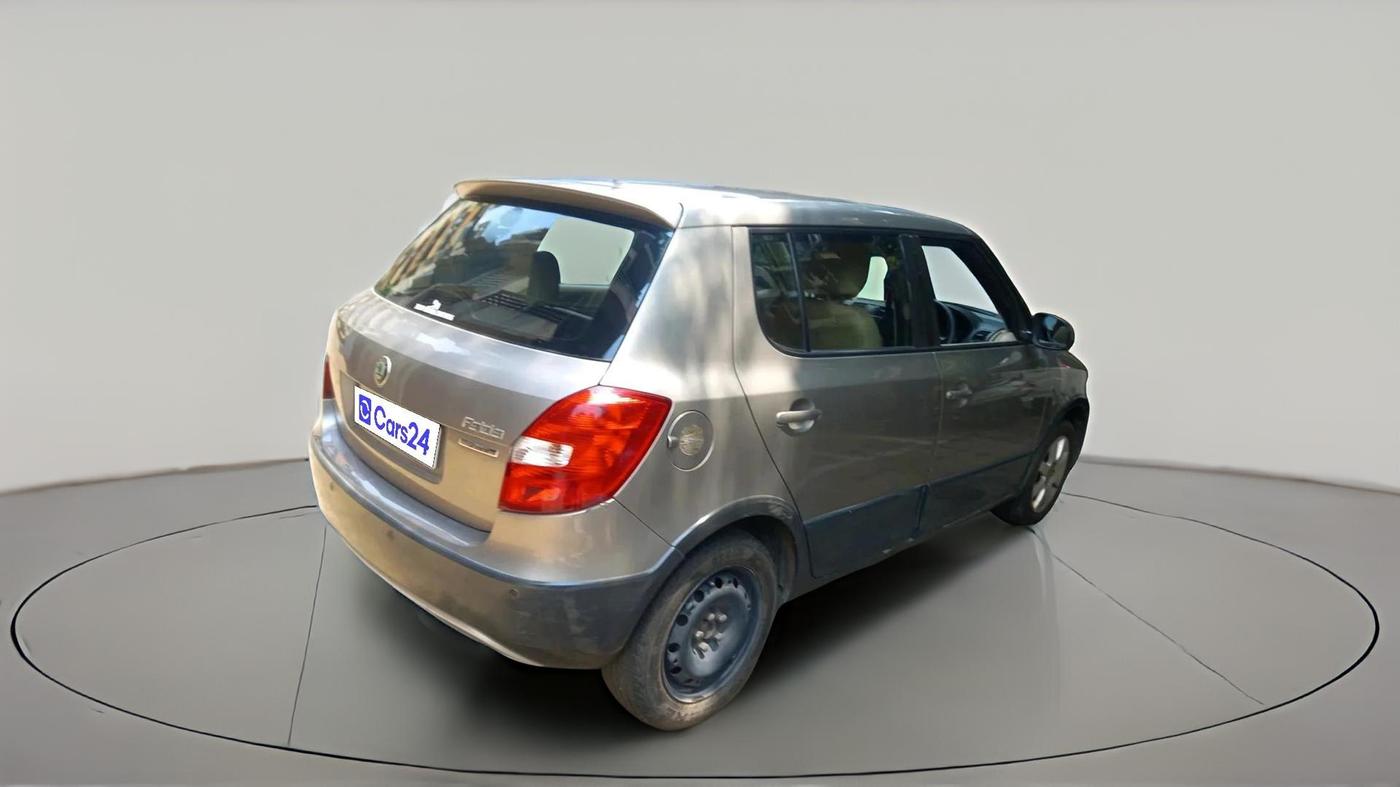 2012 Skoda Fabia SCOUT 1.2 MPI, Petrol, Manual, 80,286 km, exterior