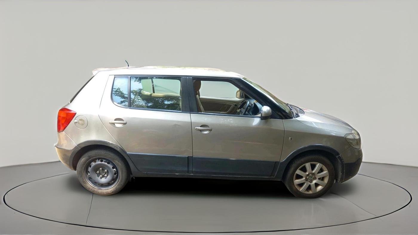 2012 Skoda Fabia SCOUT 1.2 MPI, Petrol, Manual, 80,286 km, exterior