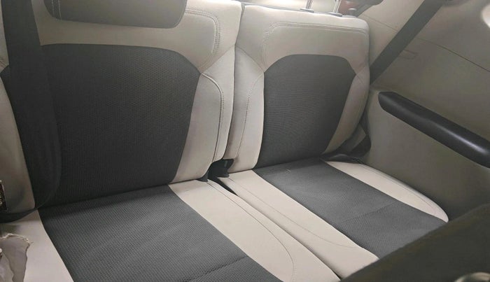 2019 Renault TRIBER RXT, Petrol, Manual, 49,350 km, interior