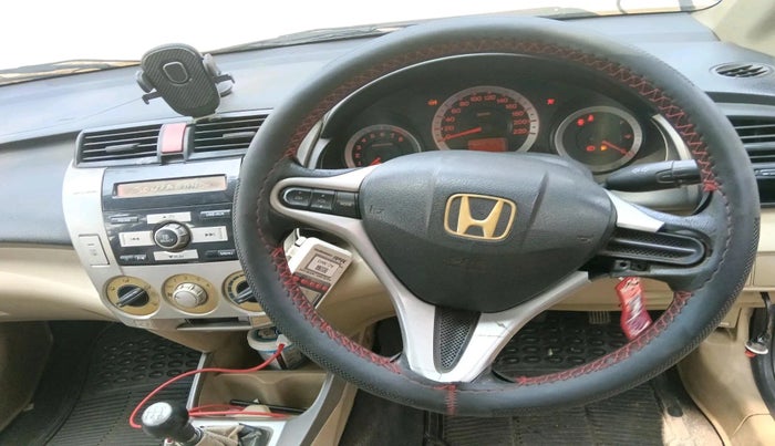 2010 Honda City 1.5L I-VTEC V MT, Petrol, Manual, 1,80,028 km, interior