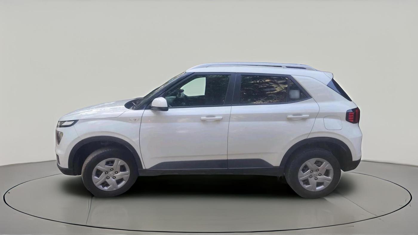 2022 Hyundai VENUE S 1.2, Petrol, Manual, 20,359 km, exterior