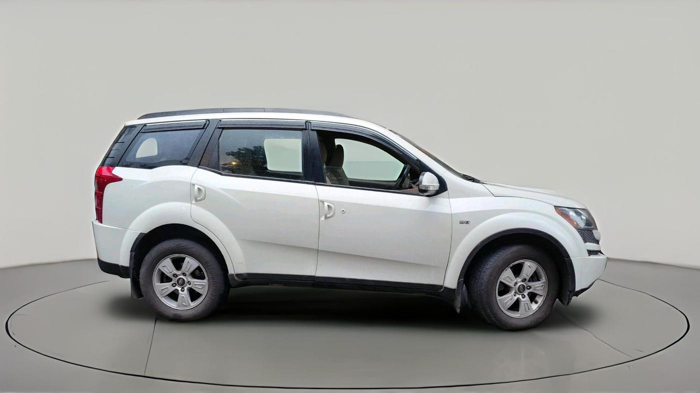 2012 Mahindra XUV500 W8, Diesel, Manual, 1,06,250 km, exterior