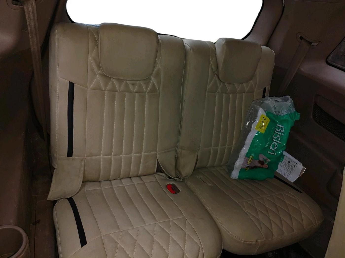 2012 Mahindra XUV500 W8, Diesel, Manual, 1,06,250 km, interior