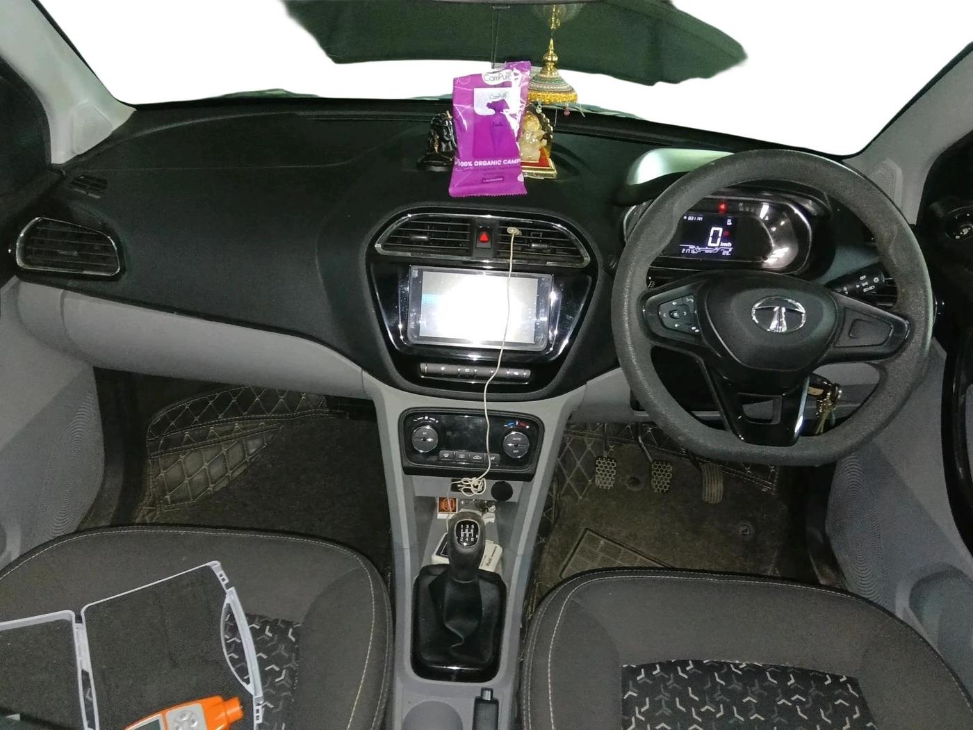 2020 Tata Tiago XZ PLUS PETROL, Petrol, Manual, 21,716 km, interior